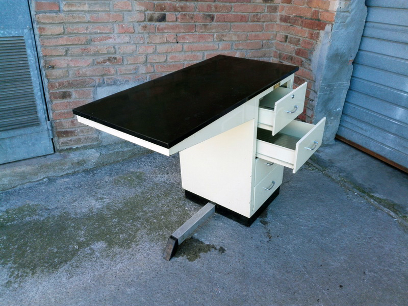 mesa auxiliar hospital medico metal cajon int cristal 81.5x100x50 1u